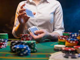 การควบคุมอารมณ์ระหว่างเล่นพนัน เคล็ดลับสร้างสมาธิและเพิ่มโอกาสชนะอย่างยั่งยืน